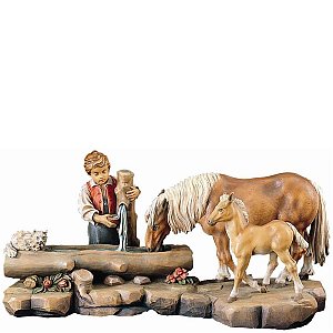 BH2060Natur10 - Horsegroup with boy